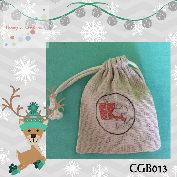 Christmas Gift Bag perfect for on the dinner table Mouse with Gift and Striped Scarf