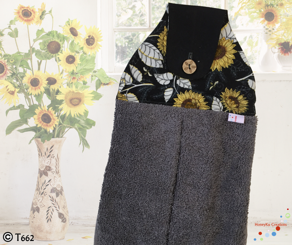 Towel with Button Over Top Tab 662